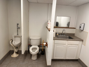 21 Squires St, Cortland, NY for lease Interior Photo- Image 1 of 4