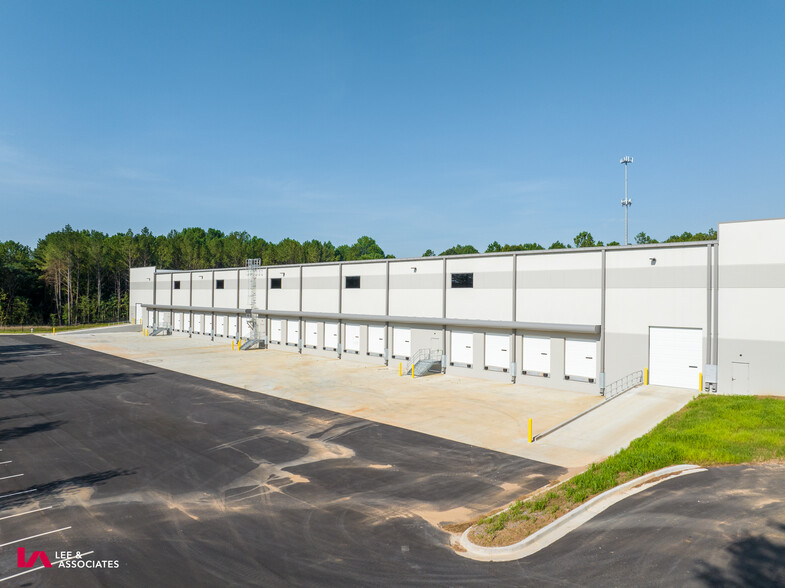 3640 Southside Industrial Pky SE, Atlanta, GA for lease - Building Photo - Image 2 of 4