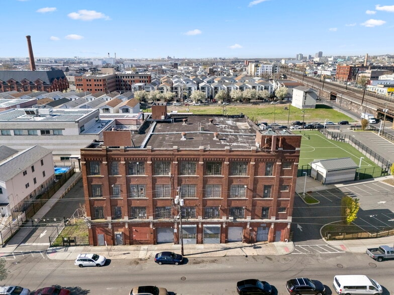 115 E Kinney St, Newark, NJ for sale - Building Photo - Image 2 of 13