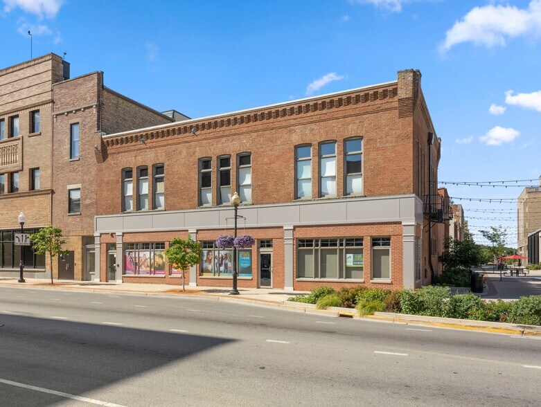 1234 E Galena Blvd Aurora Il