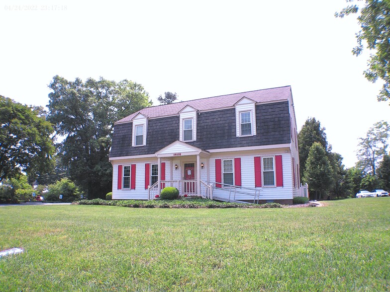 10110 Iron Bridge Rd, Chesterfield, VA for sale - Building Photo - Image 1 of 2