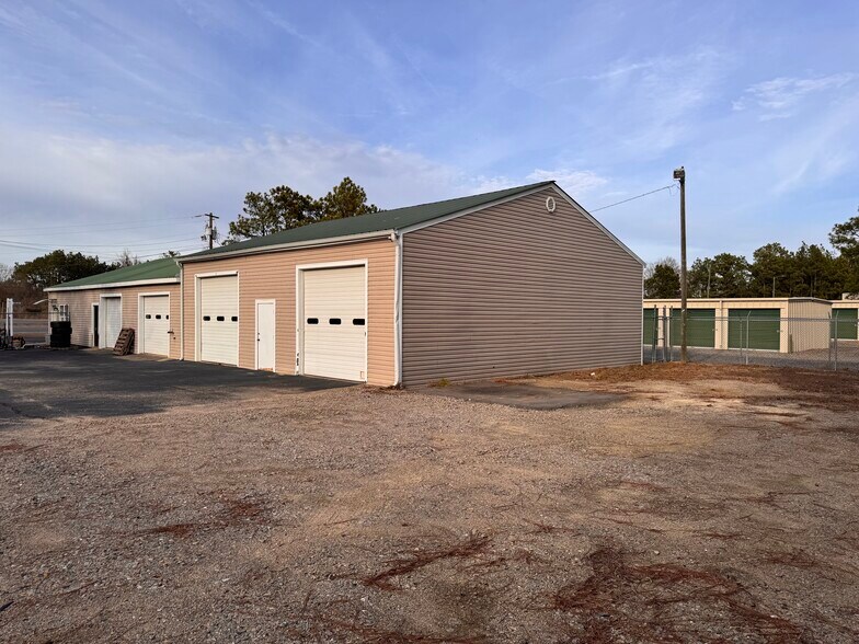 545 N Walnut St, Pinebluff, NC for sale - Building Photo - Image 1 of 1
