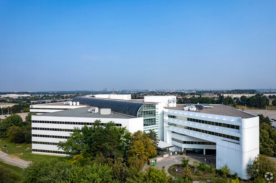 3500 Steeles Ave E, Markham, ON for lease - Building Photo - Image 3 of 11