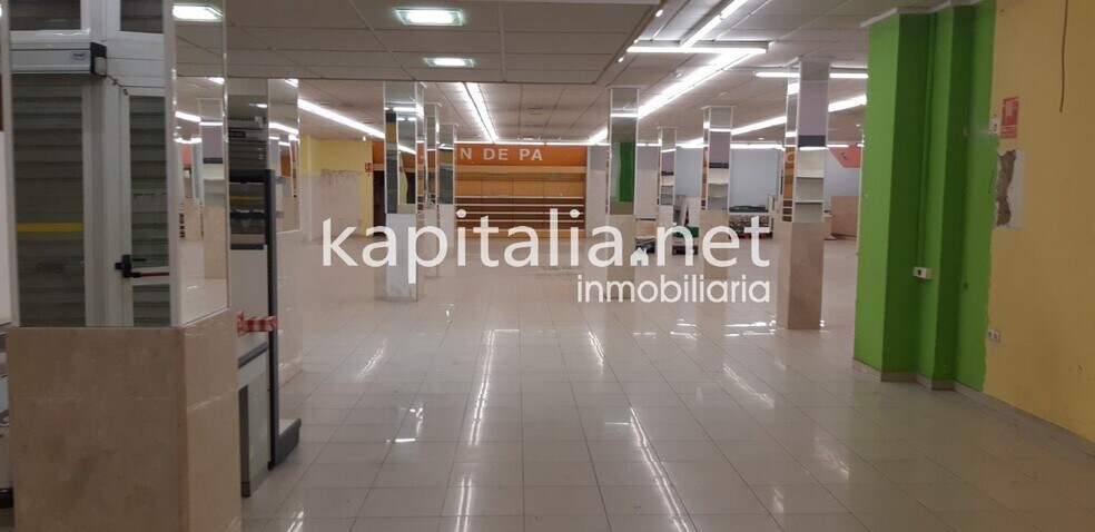 Retail in Bocairent, Valencia for sale - Building Photo - Image 1 of 4