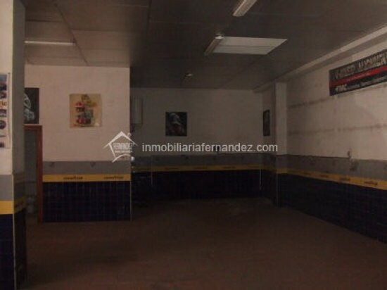 Retail in Cáceres, Cáceres for sale - Building Photo - Image 2 of 8