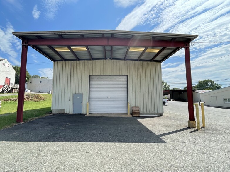 1209-1211 Stephenson Ave, Lynchburg, VA for lease - Building Photo - Image 3 of 7