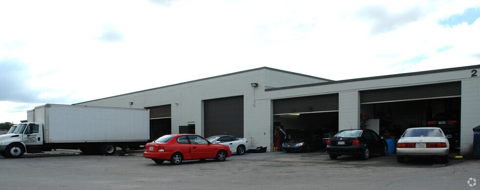 1717 E Busch Blvd, Tampa, FL for sale - Primary Photo - Image 1 of 1