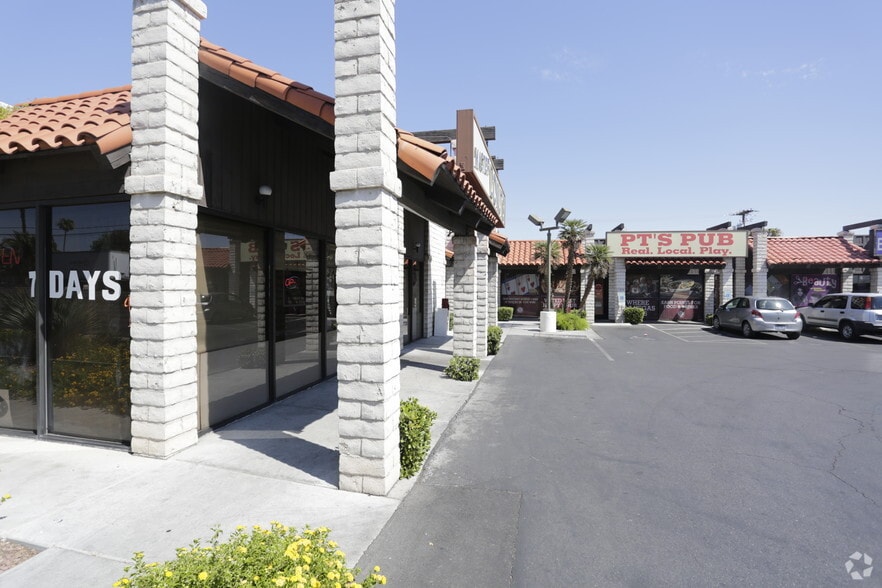 2300 E Desert Inn Rd, Las Vegas, NV for lease - Building Photo - Image 2 of 4