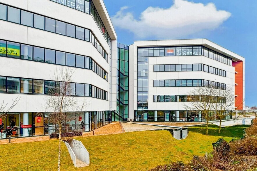 4 Passage De La Rapé, Orléans for lease - Building Photo - Image 2 of 32