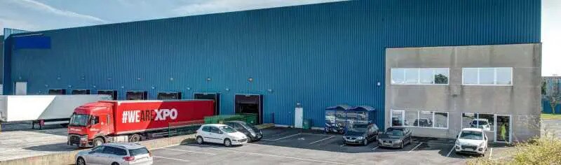 Office in Roncq for lease - Building Photo - Image 3 of 4