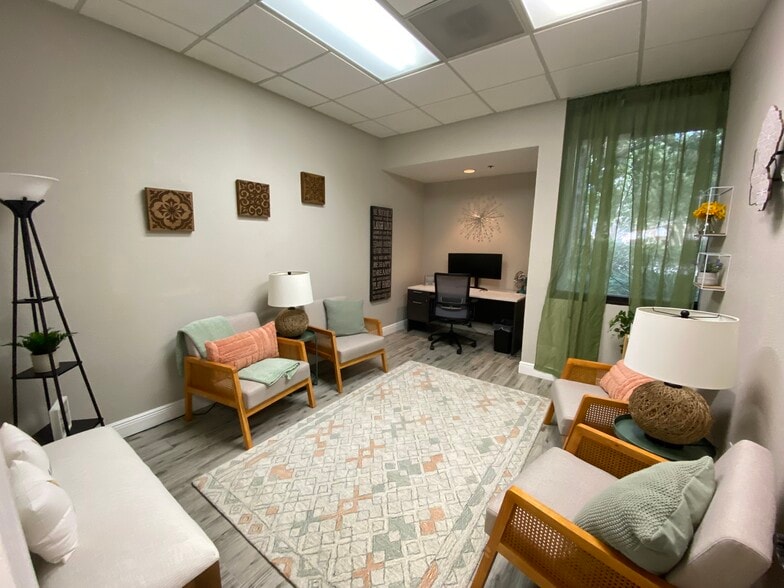 1211 Tech Blvd, Tampa, FL for lease - Interior Photo - Image 2 of 37