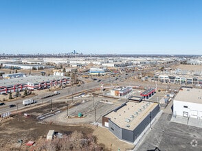 4905 Roper Rd NW, Edmonton, AB - AERIAL  map view