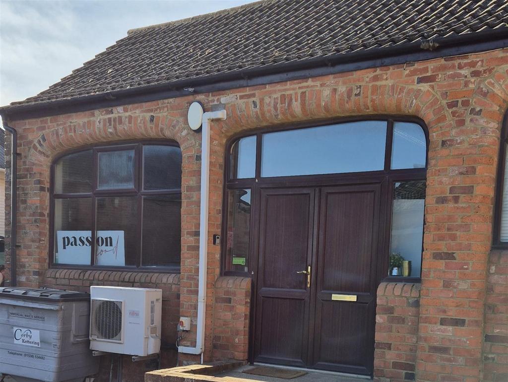 Desborough Rd, Market Harborough for sale Building Photo- Image 1 of 1