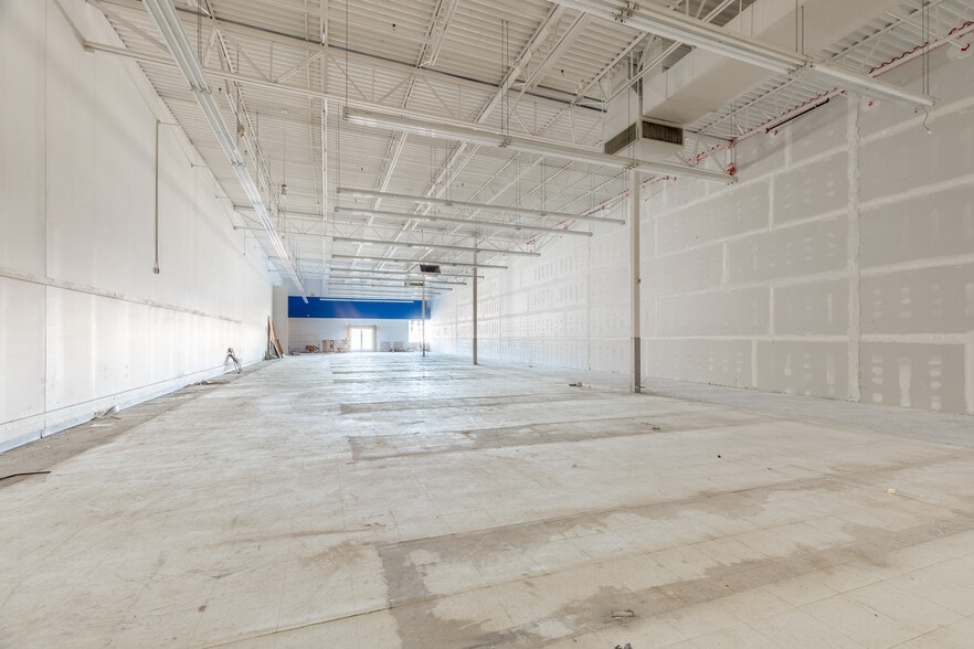 93 Washington Heights Dr, Washington, MO for lease - Interior Photo - Image 3 of 7