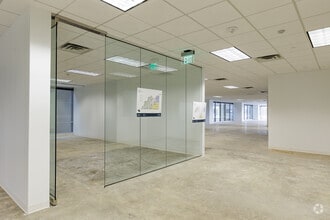 17950 Preston Rd, Dallas, TX for lease Interior Photo- Image 2 of 4
