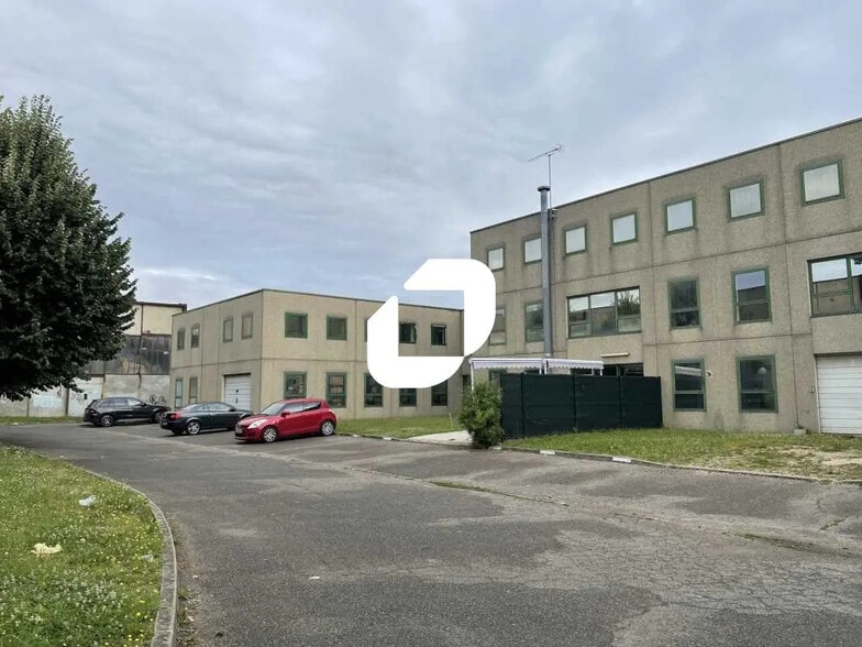 6-14 Rue De Ris, Viry-Châtillon for lease - Building Photo - Image 2 of 9