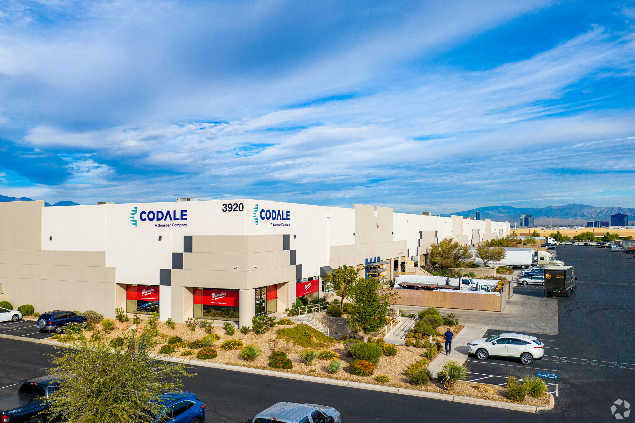 3920 W Sunset Rd, Las Vegas, NV for lease Primary Photo- Image 1 of 5