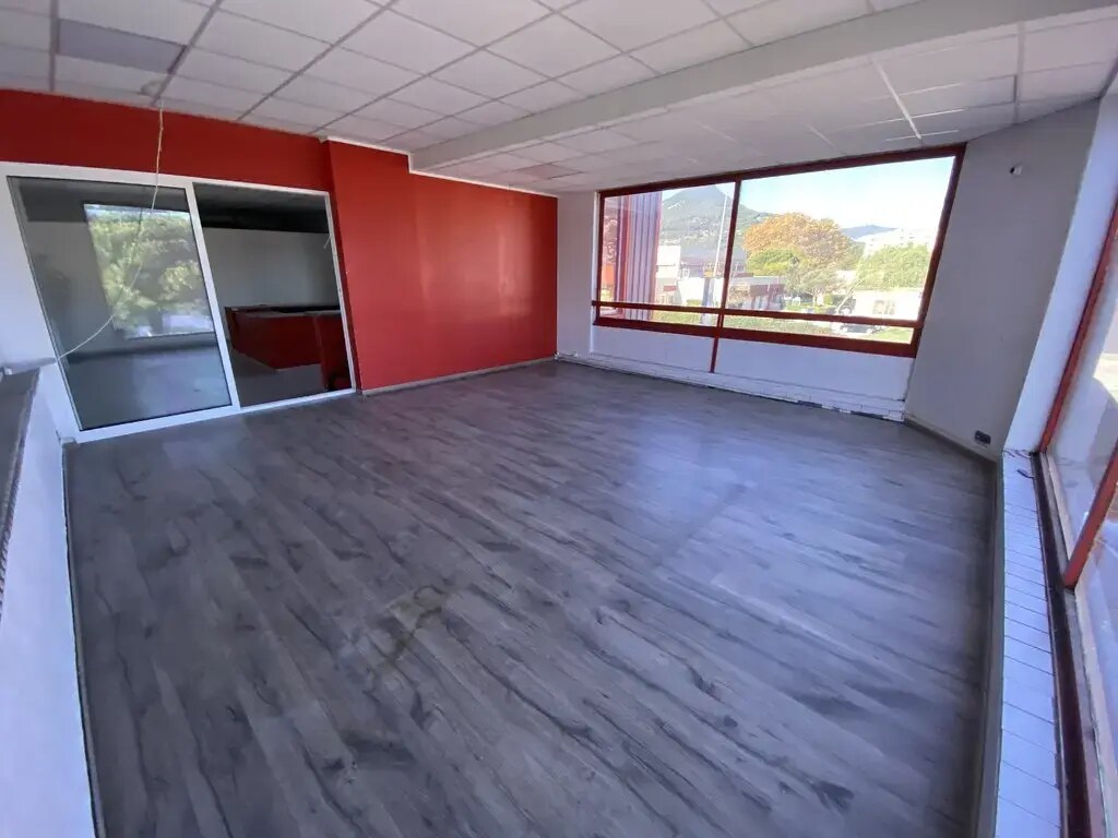 Flex in La Valette-du-Var for sale Interior Photo- Image 1 of 4