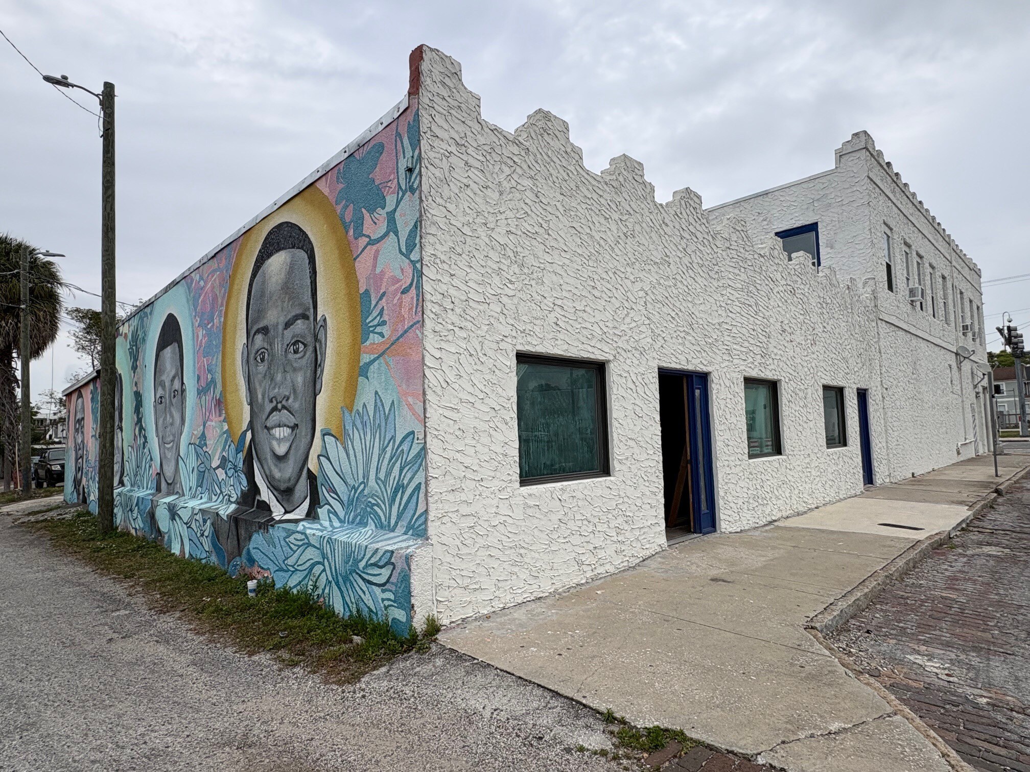 114 E Columbus Dr, Tampa, FL for lease Interior Photo- Image 1 of 4