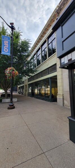 653 Main St, Buffalo, NY for lease - Building Photo - Image 2 of 6