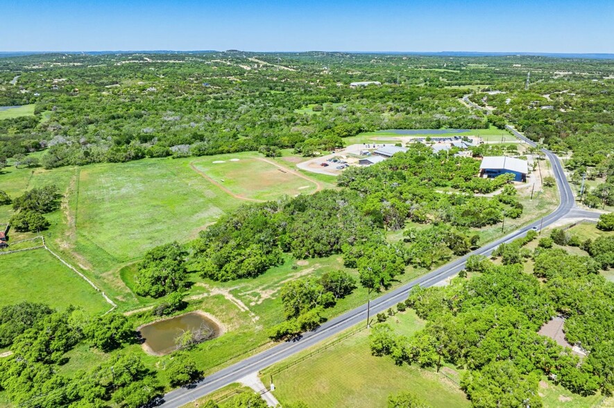 900 Bulverde Rd, Bulverde, TX for sale - Building Photo - Image 3 of 9