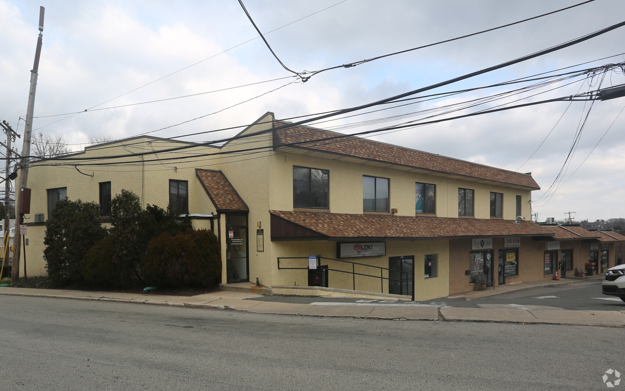 938-954 Montgomery Ave  