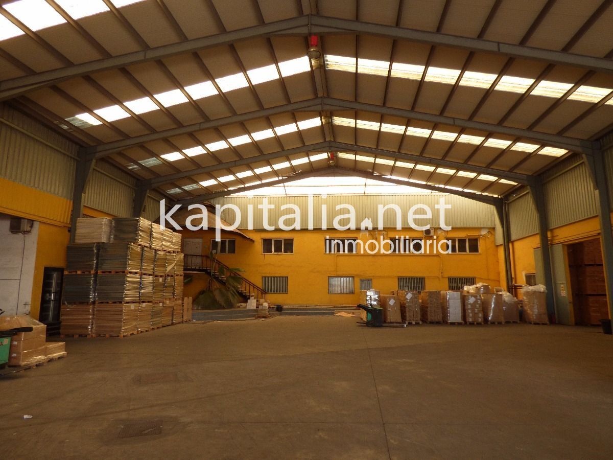 Industrial in L'Olleria for sale Building Photo- Image 1 of 10