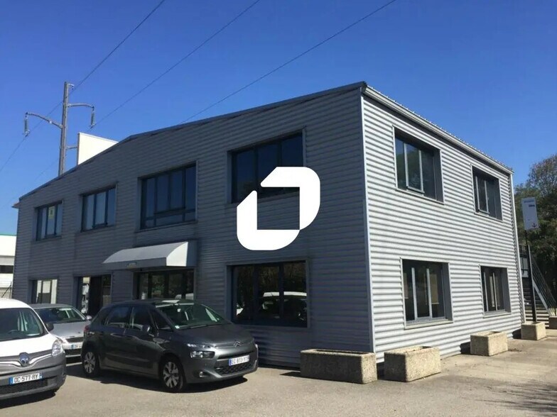 Office in Seyssins for lease - Building Photo - Image 3 of 8