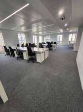 40 Rue Du Louvre, Paris for lease Interior Photo- Image 2 of 7