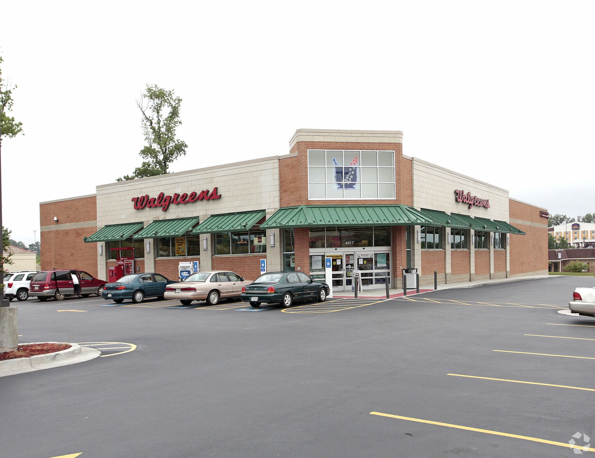 Walgreens, Union City, GA for sale Primary Photo- Image 1 of 1