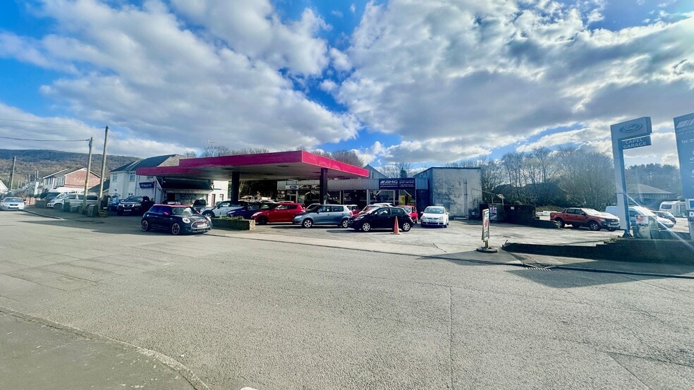 102 Capel Rd, Swansea for sale - Building Photo - Image 1 of 4