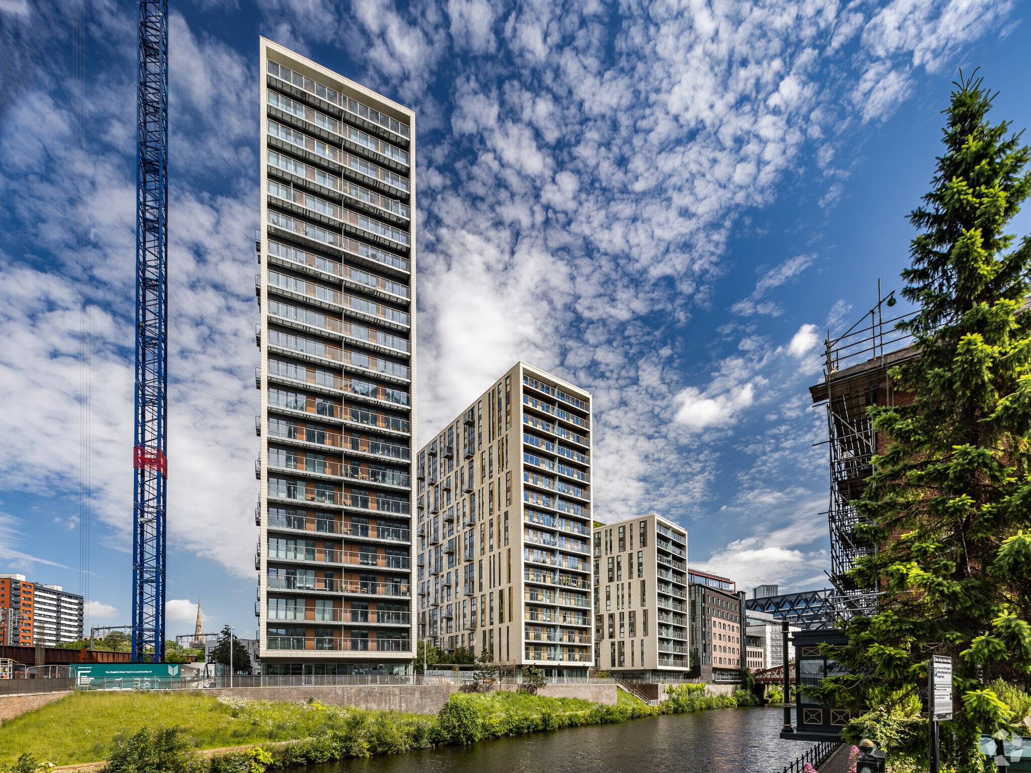 7-11 Stanley St, Salford for sale Primary Photo- Image 1 of 18