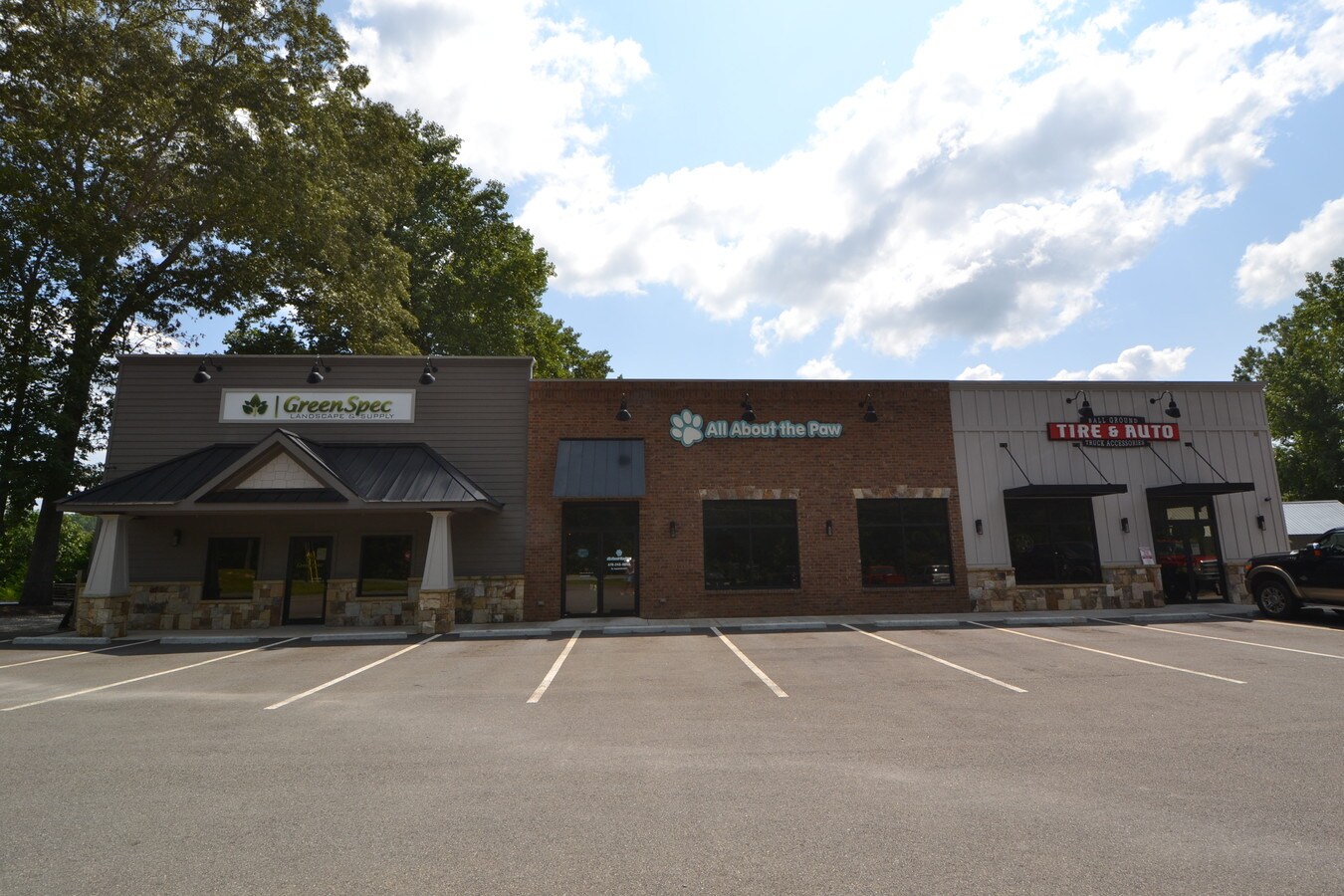 8302 Ball Ground Hwy, Ball Ground, GA 30107