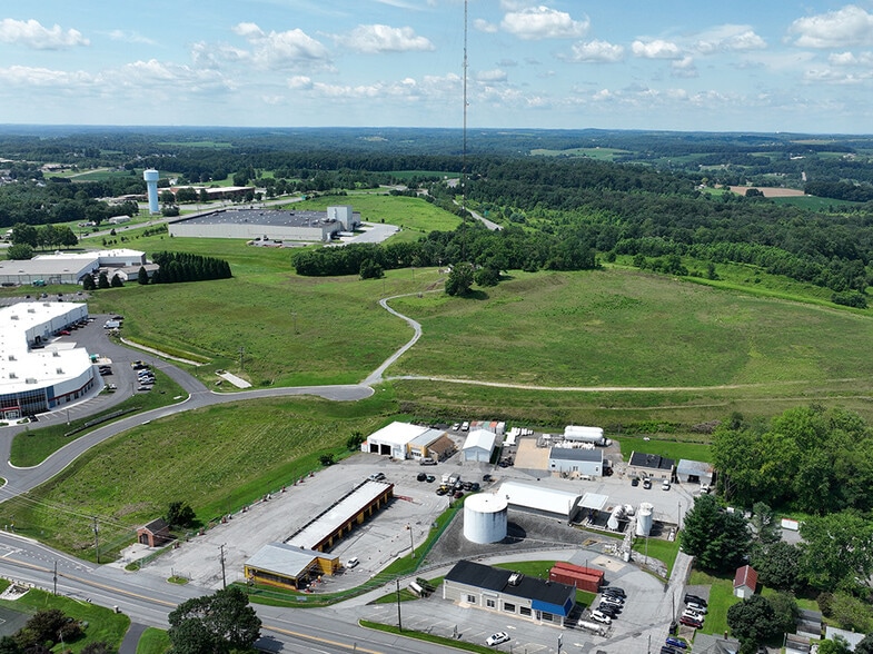 Legacy Dr, Hampstead, MD for sale - Building Photo - Image 3 of 6