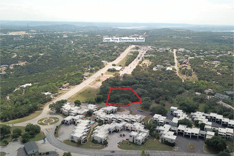5807 Circulo Dr dr, Lago Vista, TX for sale - Building Photo - Image 2 of 6