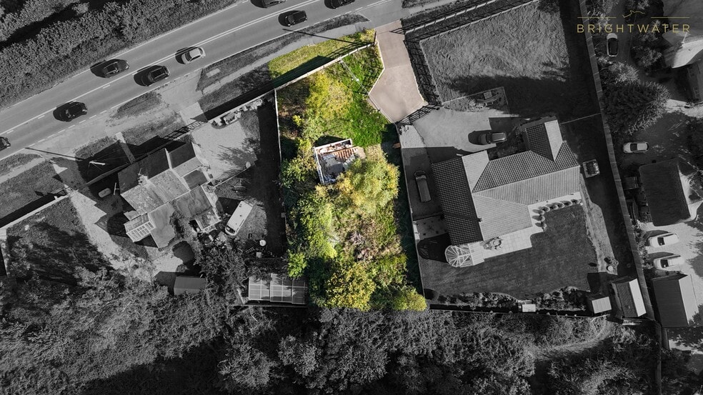 Salisbury Road, Fordingbridge for sale - Building Photo - Image 2 of 3