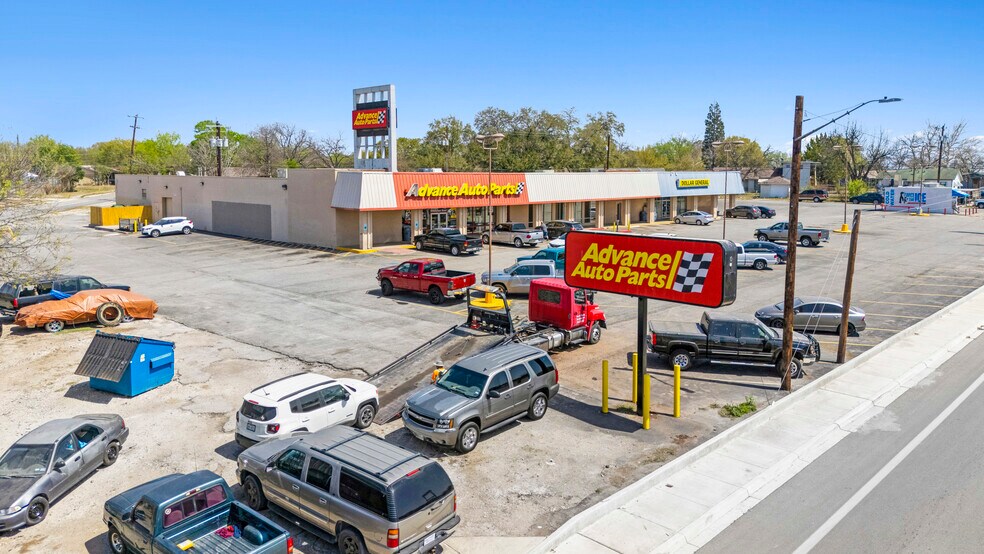 110-114 Goliad Rd, San Antonio, TX for sale - Building Photo - Image 2 of 4