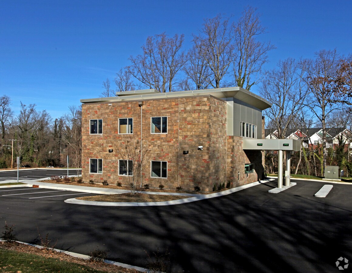 405 N Chester St, Gastonia, NC 28052