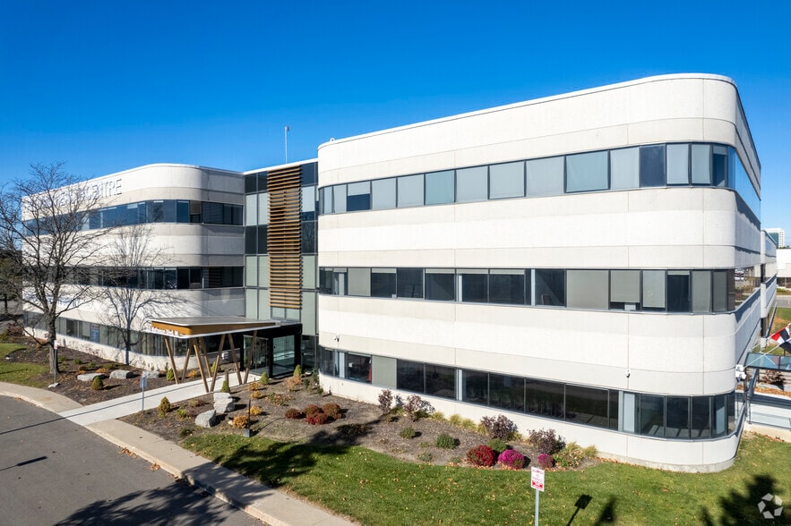 320 Matheson Blvd W, Mississauga, ON for lease - Building Photo - Image 2 of 14