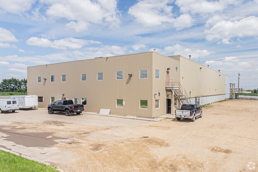 1609 8th St, Nisku, AB for sale - Primary Photo - Image 1 of 1