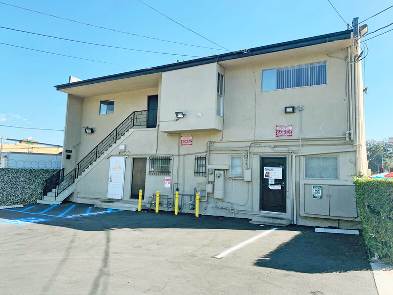 19459-19463 Ventura Blvd, Tarzana, CA for lease - Building Photo - Image 3 of 3