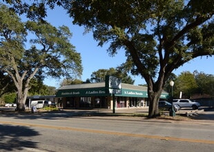 603 E Main St, League City, TX for lease Interior Photo- Image 2 of 4