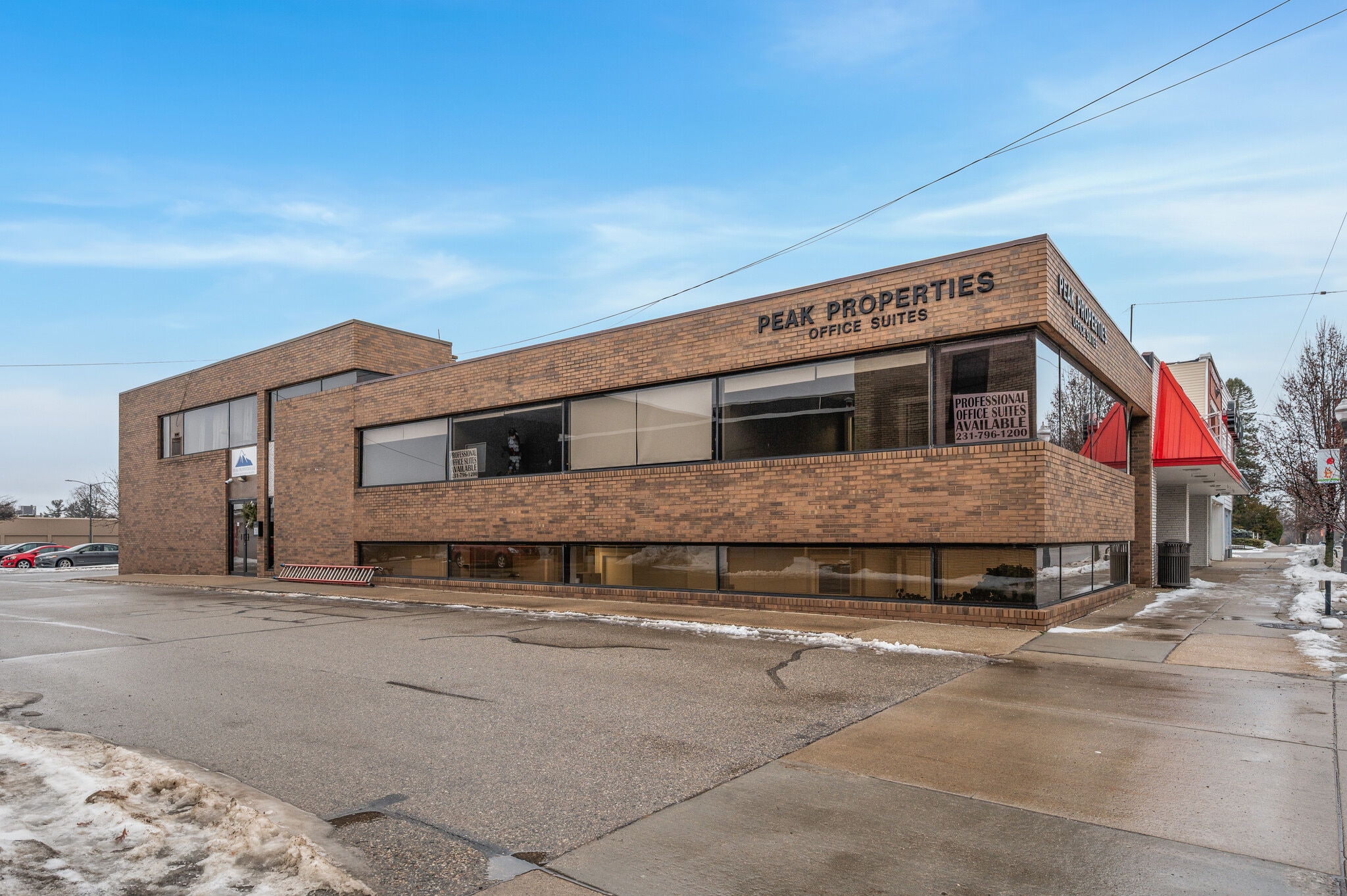211 Maple St, Big Rapids, MI for lease Interior Photo- Image 1 of 18