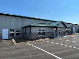 385 Blacketor Dr, Rochester IN - Warehouse