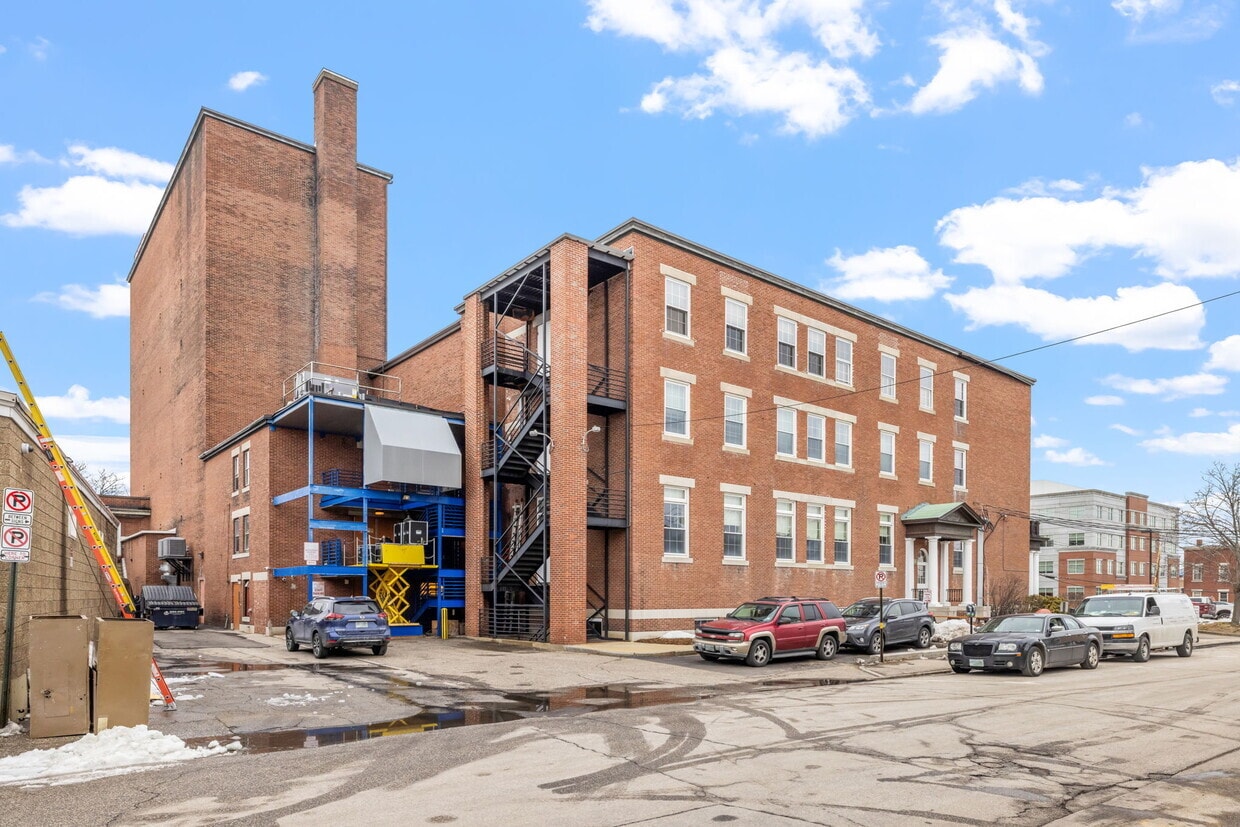 46 S Main St, Concord, NH for sale Primary Photo- Image 1 of 1