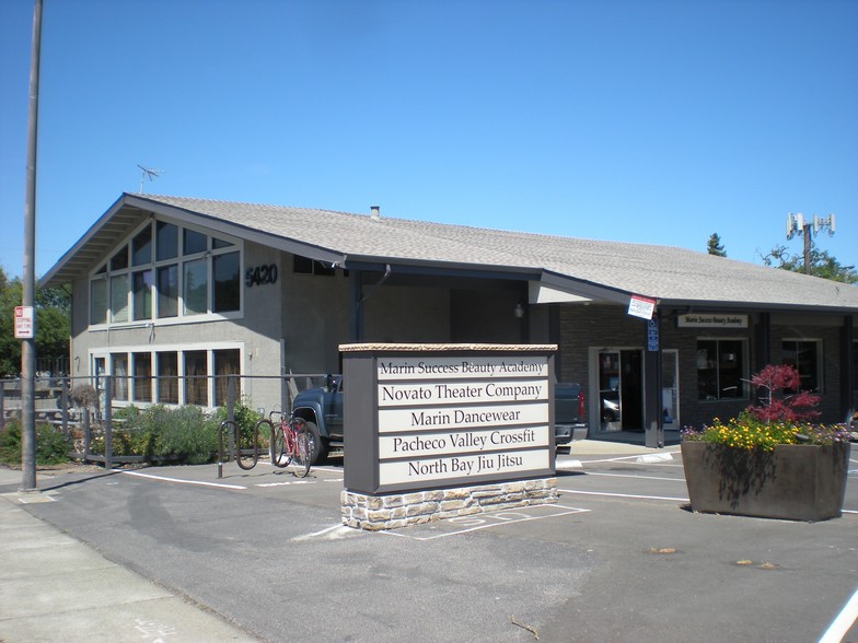 5420 Nave Dr, Novato, CA for lease - Building Photo - Image 1 of 1