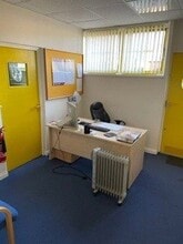 Vanguard Way, Southend On Sea for lease Interior Photo- Image 2 of 2