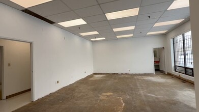 72-80 Rolark Dr, Toronto, ON for lease - Commercial Listing Video 