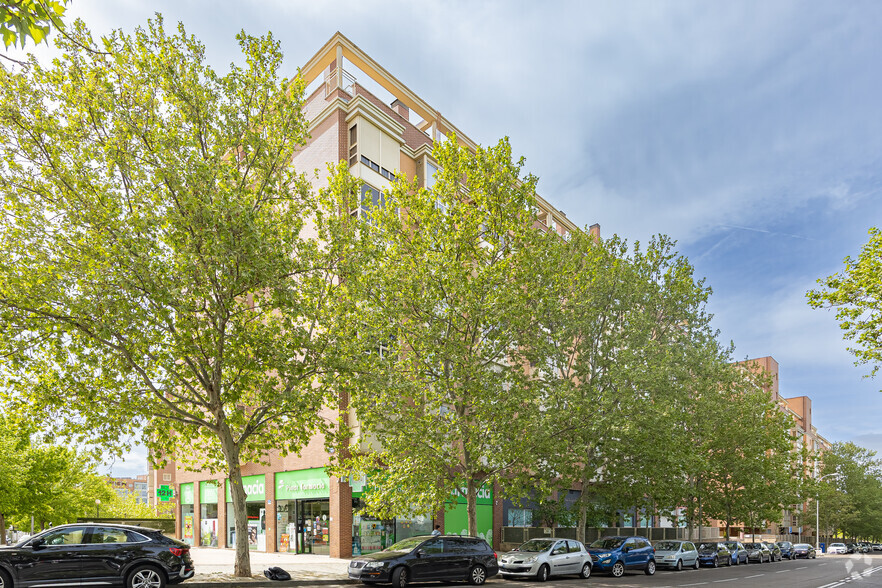 Calle Pinar de San José, 23, Madrid, Madrid for lease - Primary Photo - Image 1 of 3