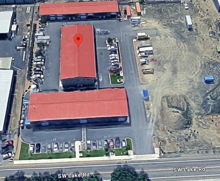 1263 SW Lake Rd, Redmond, OR for lease - Building Photo - Image 1 of 2